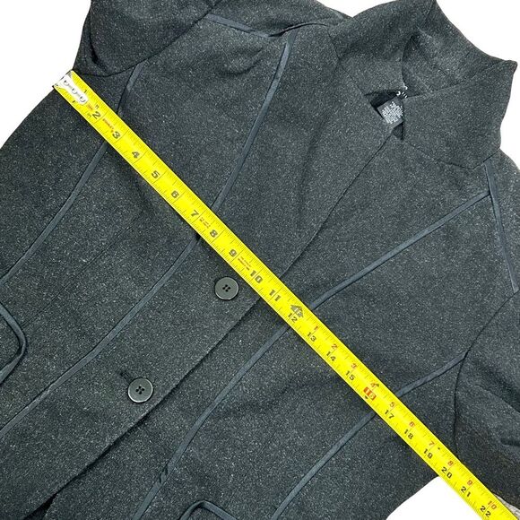 G Signature Women’s Black Blazer Size 12 - Picture 6 of 8